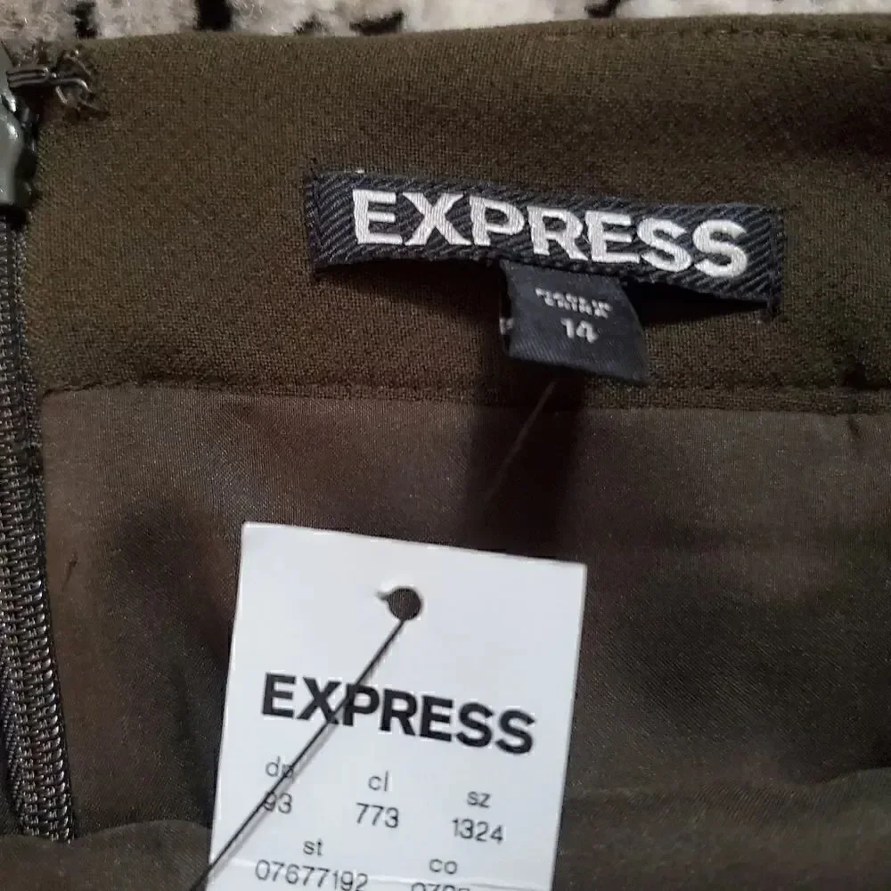 Express Ladies Size 14 Olive Green Mini Skirt